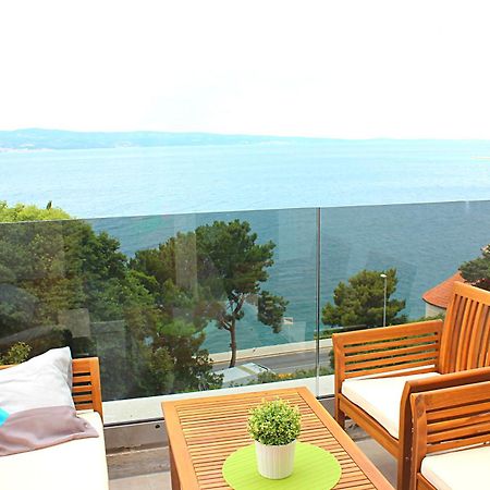 Apartments Mimac Omis Exterior photo