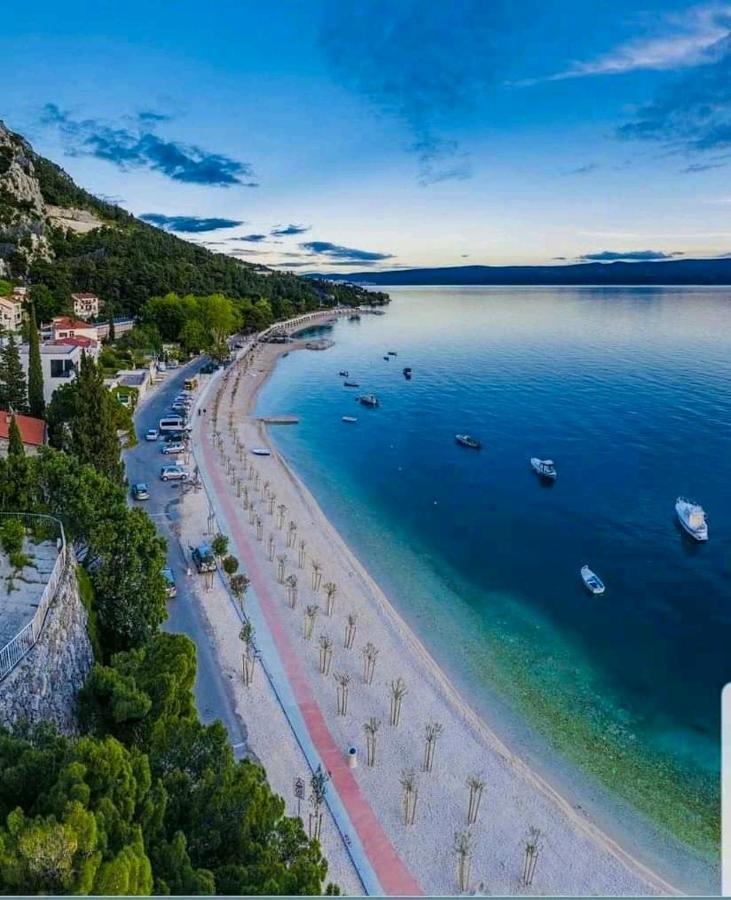 Apartments Mimac Omis Exterior photo