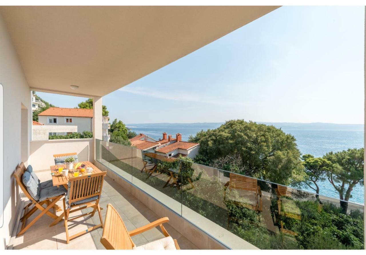 Apartments Mimac Omis Exterior photo